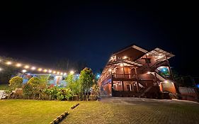 Pina Colina Resort