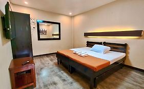 Pina Colina Resort Tagaytay City by RedDoorz
